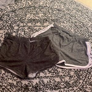 2 pairs lounge shorts